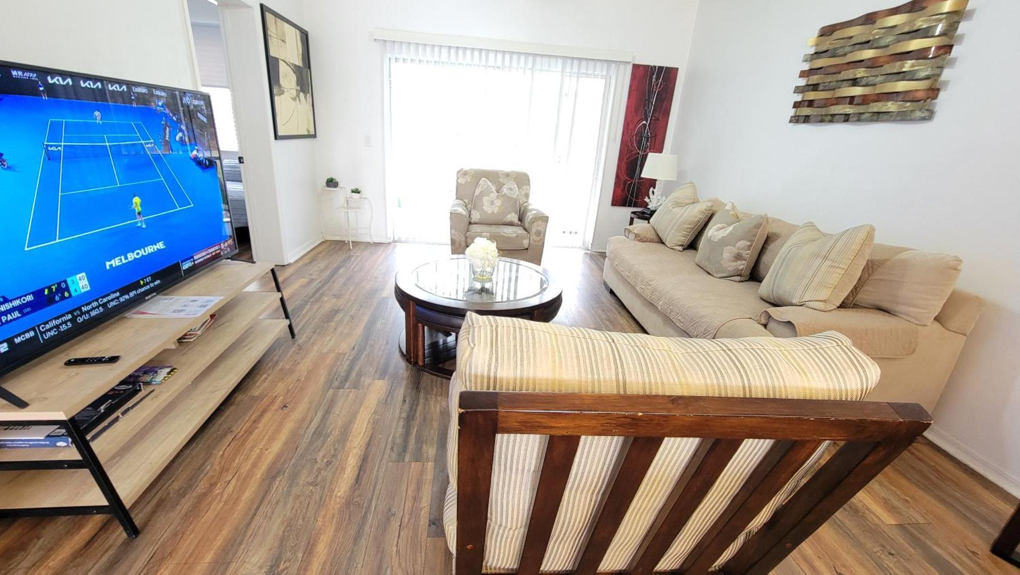 2 Master Suite Apartment Near North Florida Regional Med, Uf Health, & Mall Гейнсвил Екстериор снимка